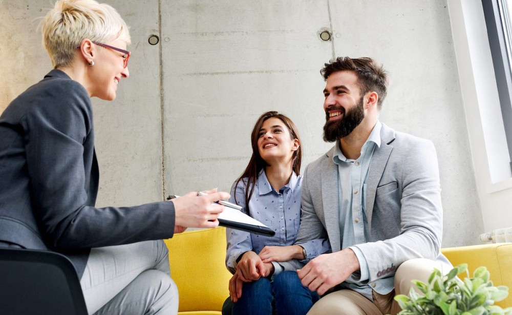 A cosa diavolo serve un'agenzia immobiliare? Qui la risposta definitiva per voi!